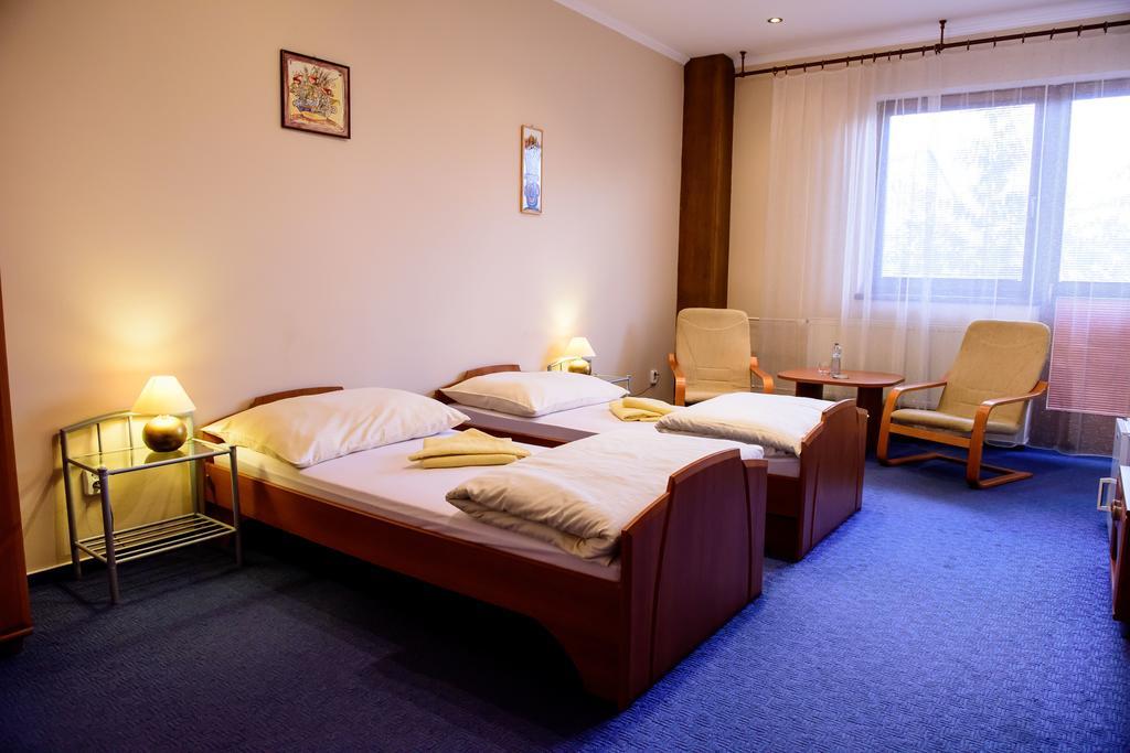 Hotel Slnecny Dvor ミハロフツェ 部屋 写真