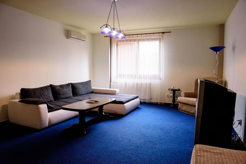 Hotel Slnecny Dvor ミハロフツェ 部屋 写真