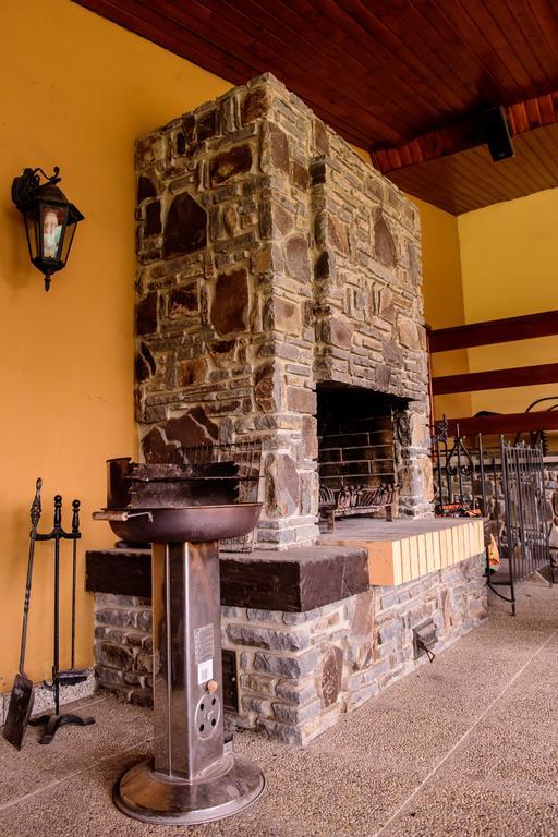 Hotel Slnecny Dvor ミハロフツェ エクステリア 写真